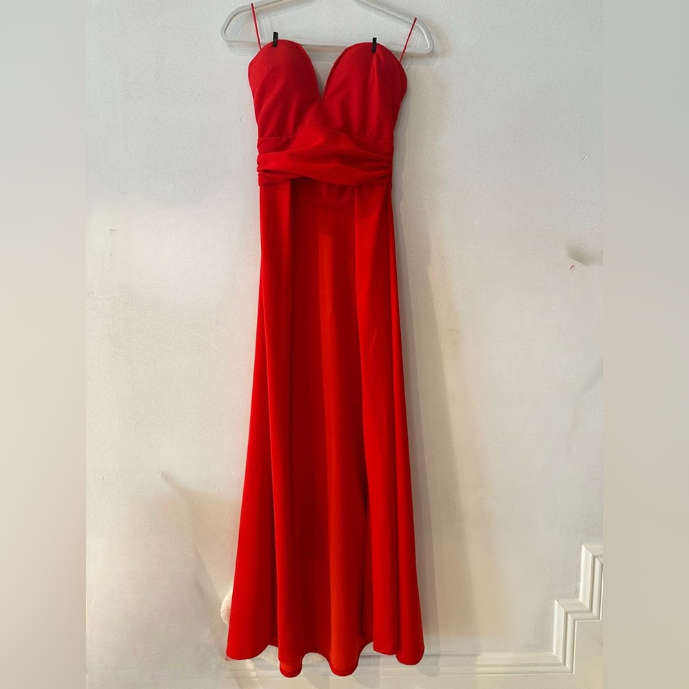 Strapless Top Long with a opening in the front (image) size SMALL